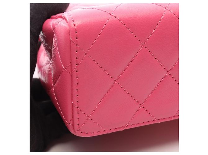 Borsa a tracolla Chanel Matelassé in pelle rosa - vista 9