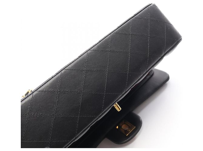Timeless Chanel Matelassé Double Flap Schultertasche Schwarz - Ansicht 9