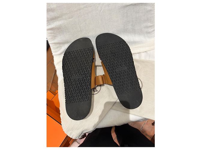Hermès Chypre Chanclas de Piel Camel Castaño - vista 8