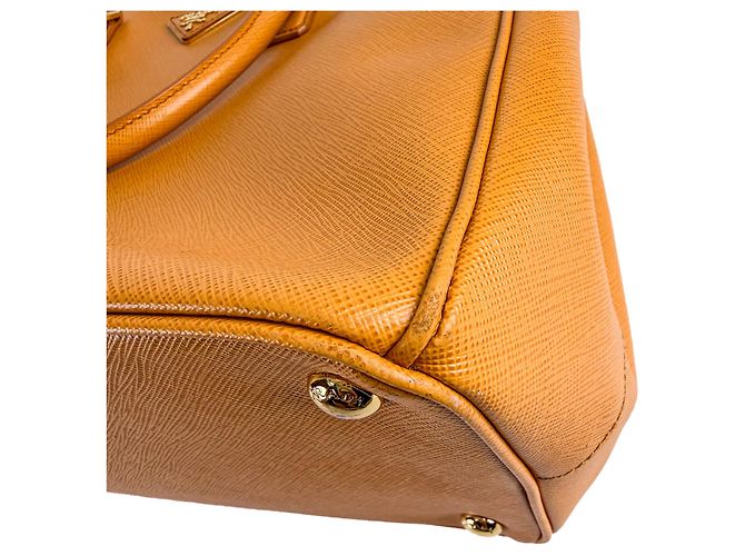 Prada Borsa Tote Galleria Large in pelle Saffiano Lux Mustard Senape - vista 10