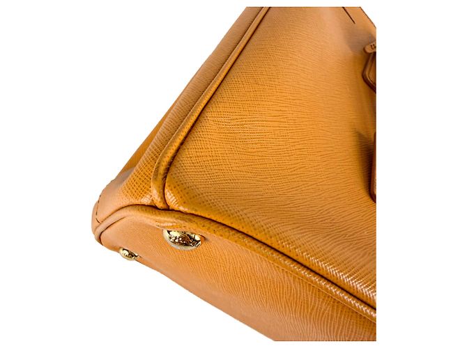 Prada Borsa Tote Galleria Large in pelle Saffiano Lux Mustard Senape - vista 11