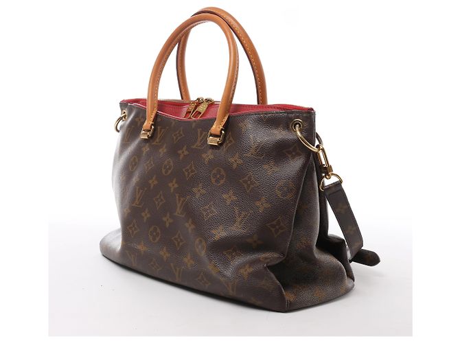 Borsa a mano 2Way Louis Vuitton Pallas Monogram Canvas in Brown x Red M41175 Rosso - vista 2