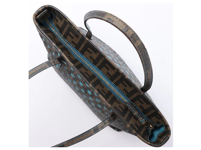Borsa a tracolla FENDI ZUCCa in PVC Marrone x Blu 8BH223 - vista 10