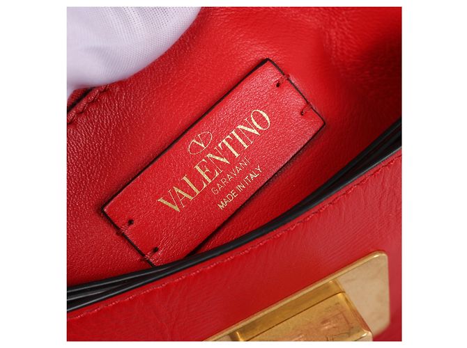 Borsa a tracolla in pelle Valentino Garavani VRing in rosso - vista 14