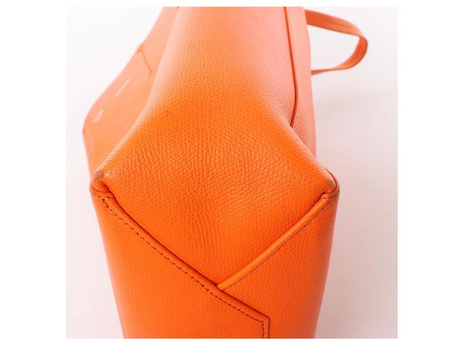 Céline CELINE Cabas Vertical Small 2Way Handtasche aus Leder in Orange - Ansicht 6