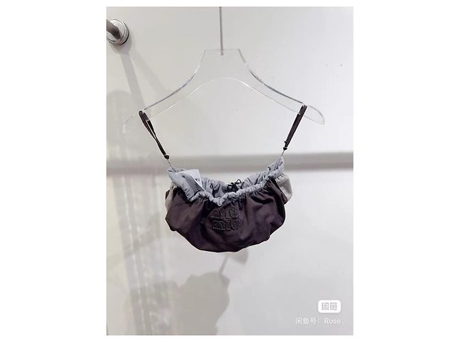 Miu Miu Oberteil aus Samt Bordeaux Mehrfarben - Ansicht 3