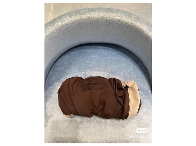 Miu Miu Oberteil aus Samt Bordeaux Mehrfarben - Ansicht 8