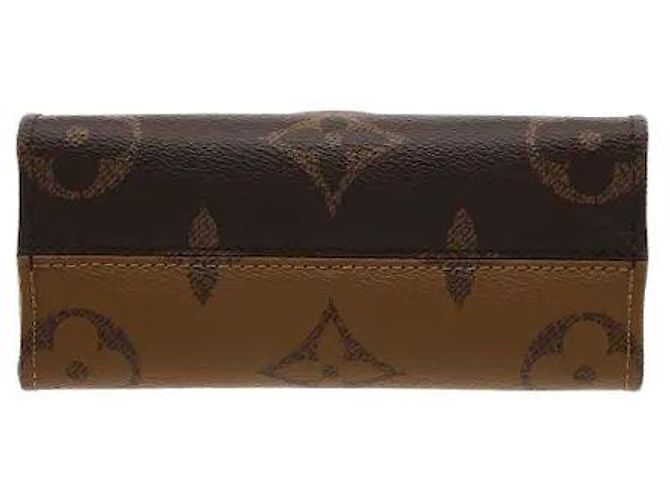 Louis Vuitton Una tote bag in cui l'iconica tela Monogram e Monogram Reverse raggiungono un'armonia sensuale. Il materiale in tela leggero e altamente resistente si combina con una silhouette angolare per un tocco sofisticato, e Marrone - vista 3