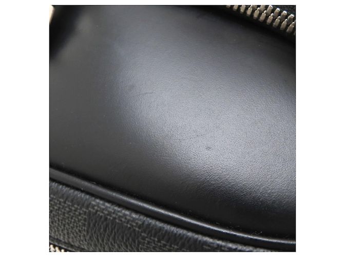 Sac à épaule Louis Vuitton Damier Graphite Dayton PM Marron Noir Damier ebène - vue 12
