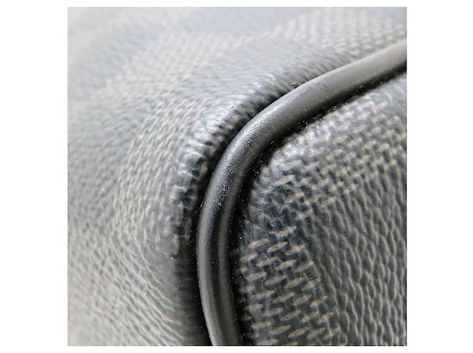Sac à épaule Louis Vuitton Damier Graphite Dayton PM Marron Noir Damier ebène - vue 26