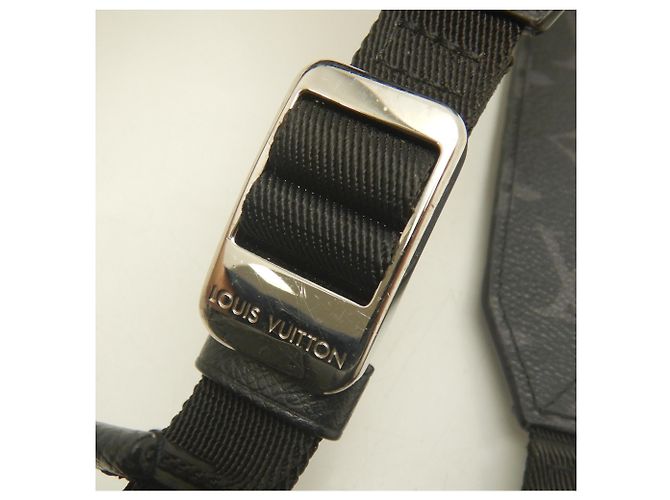 Louis Vuitton Taigarama Outdoor Messenger PM Nero - vista 12