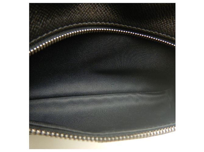 Louis Vuitton Taigarama Outdoor Messenger PM Nero - vista 18