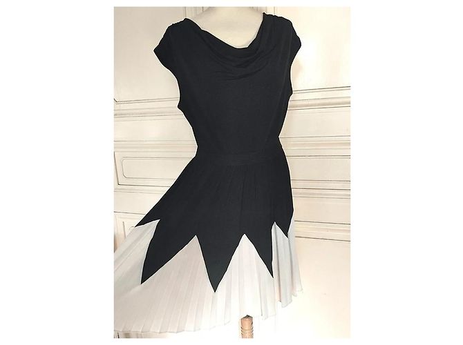Alain Manoukian Manoukian Drapiertes Preppy Abendkleid Schwarz Weiß - Ansicht 4