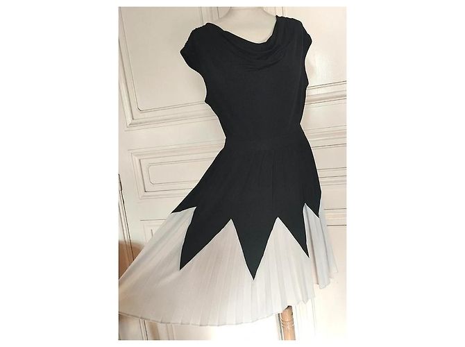 Alain Manoukian Manoukian Drapiertes Preppy Abendkleid Schwarz Weiß - Ansicht 8