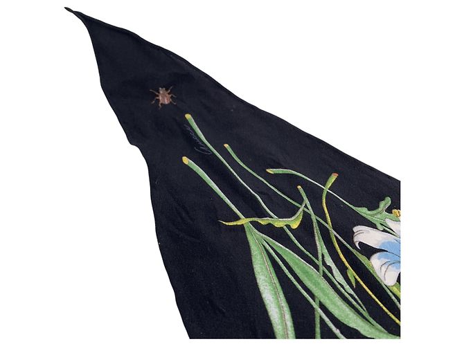 Gucci Foulard in seta nera con stampa floreale vintage e scollo lozange Multicolore - vista 6