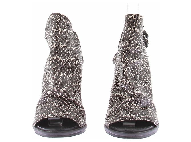 Balenciaga Python Print Pumps Schwarz - Ansicht 4
