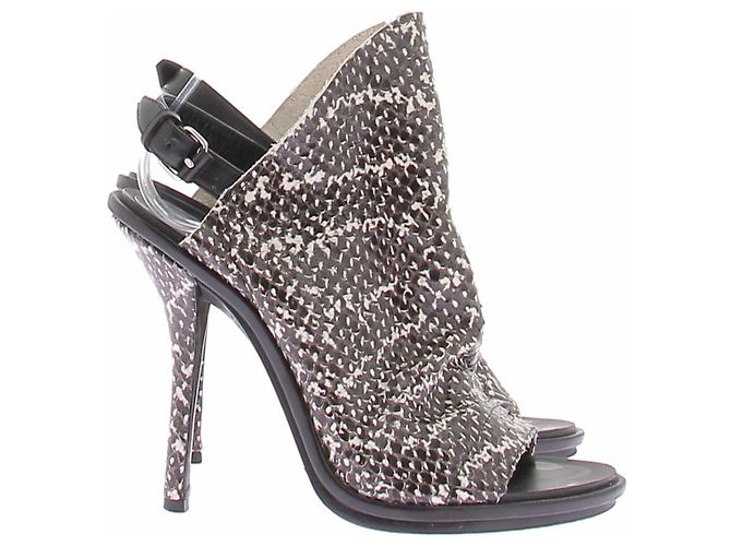 Balenciaga Python Print Pumps Schwarz - Ansicht 6