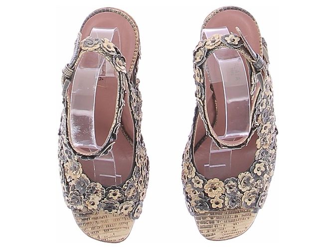 Alaïa Sandali con zeppa a fiori Beige - vista 4