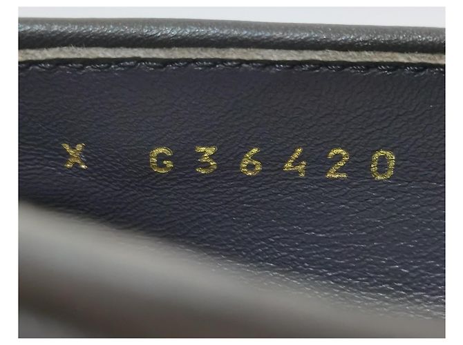 Mocassini Chanel in pelle grigia con catena oro D'oro Grigio - vista 11