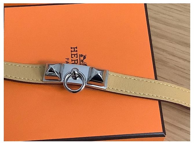 Hermès Rivale Bracciale Double Tour in Pelle e Metallo Argentato Giallo Silver hardware - vista 4