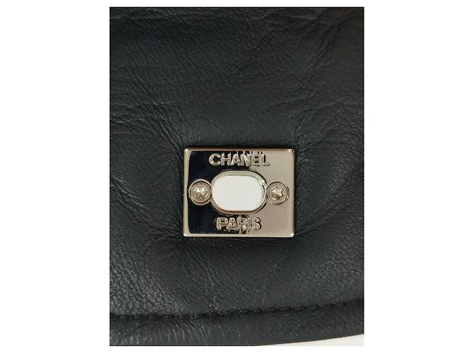 Chanel Metallic-Leder Stiefeletten mit CC-Logo Schwarz Metallisch - Ansicht 8
