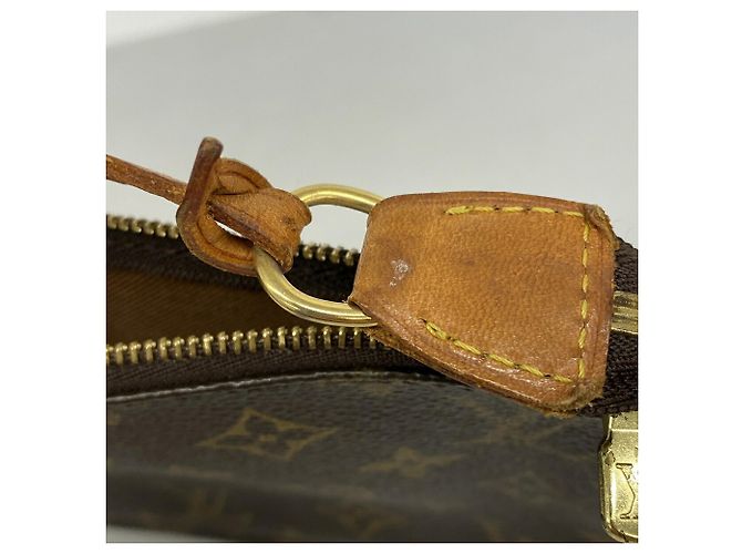 Louis Vuitton Monogram Pochette Accessoires M51980 Marrone - vista 10