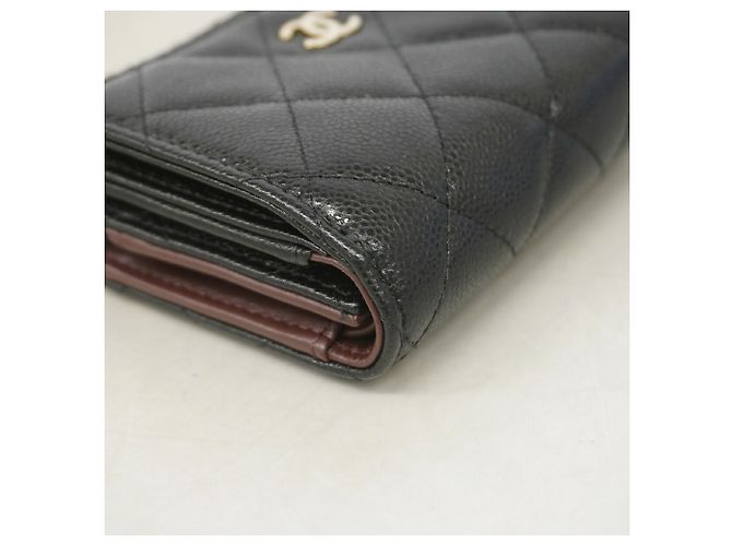 Cartera tri-fold Chanel Matelassé Negro - vista 5