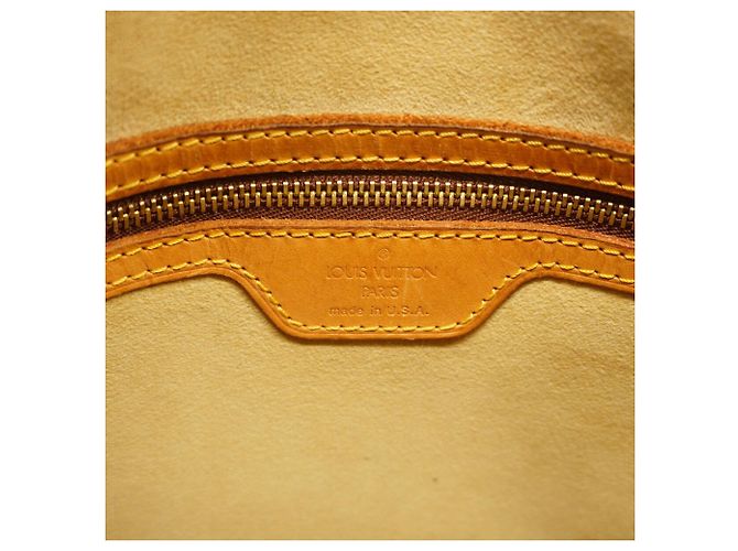 Bolsa de Ombro Louis Vuitton Monogram Looping GM Marrom - vista 5