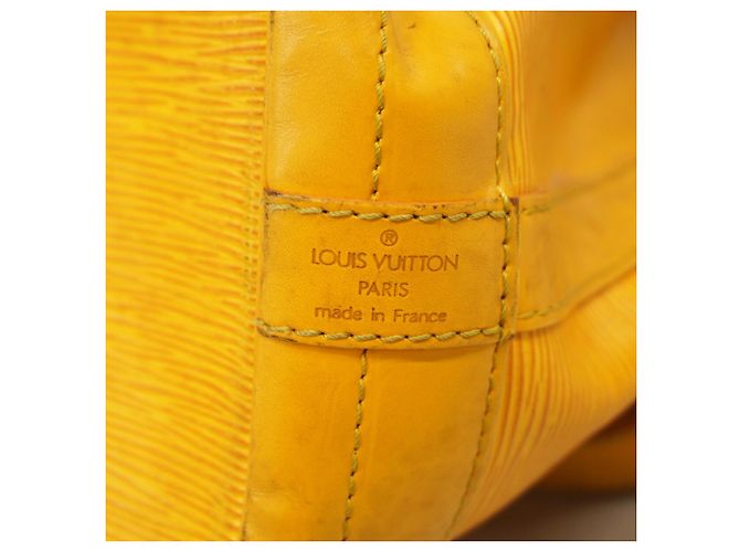 Borsa a tracolla Louis Vuitton Epi Noe Giallo - vista 5
