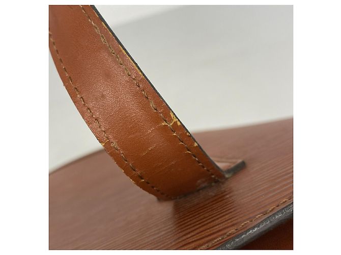 Bolsa Louis Vuitton Epi Saint Jacques Marrom - vista 7