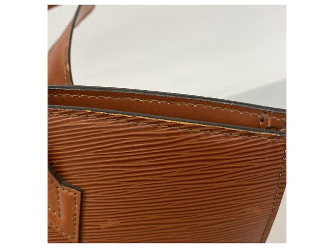 Bolsa Louis Vuitton Epi Saint Jacques Marrom - vista 8