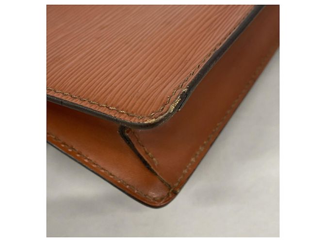Louis Vuitton Epi Pochette Sellier Dragonne Clutch Bag Marrone - vista 7