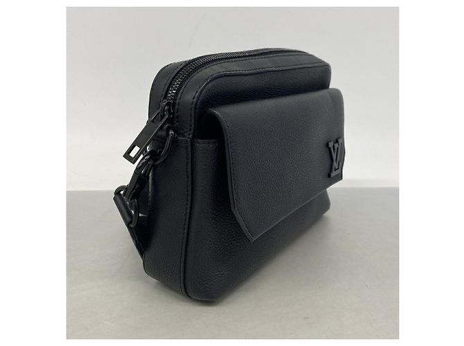 Borsa a tracolla Louis Vuitton LV Aerogram Fast Line M22482 Nero - vista 2