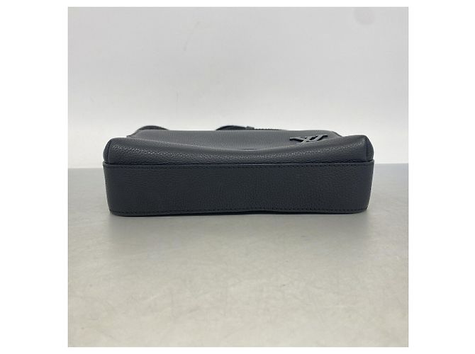 Borsa a tracolla Louis Vuitton LV Aerogram Fast Line M22482 Nero - vista 3