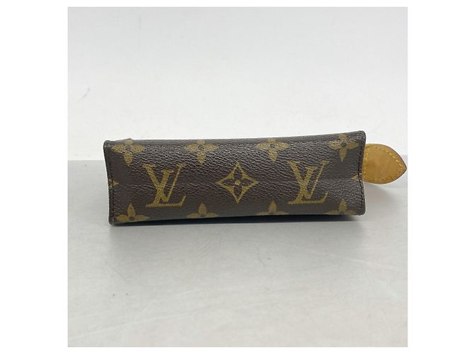 Louis Vuitton Monogram Pochette Toilette 15 Castaño - vista 3