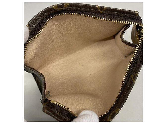 Louis Vuitton Monogram Pochette Toilette 15 Castaño - vista 4