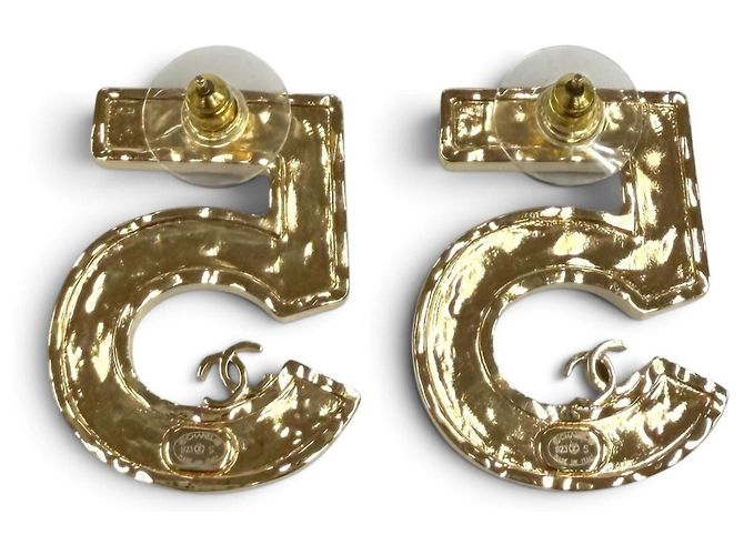 Orecchini Chanel B23S Coco Mark 5 Motif Nero D'oro - vista 3