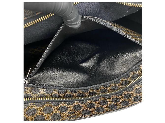 Céline Sac cabas en cuir CELINE Vintage Macadam Blazon Pattern Marron Noir - vue 10