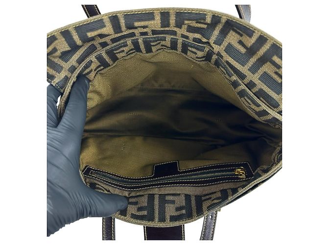 FENDI Vintage Handtasche mit Zucca FF-Muster Braun Schwarz - Ansicht 9