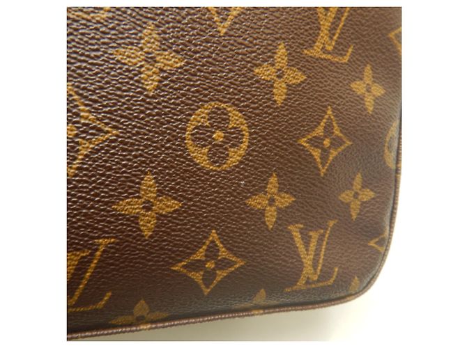 Bolsa de Ombro Louis Vuitton Monogram Looping MM Marrom - vista 12