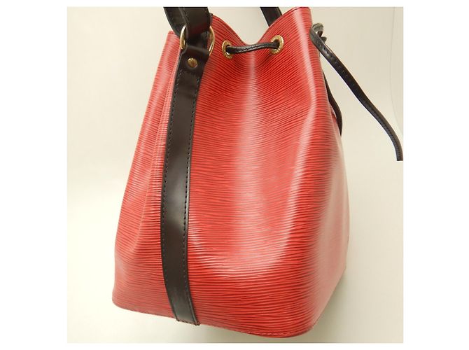 Noe Louis Vuitton Epi Petit Noé Schultertasche Schwarz Rot - Ansicht 11