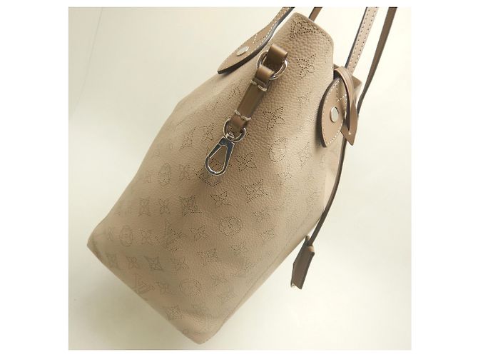 Borsa Tote Louis Vuitton Mahina Hina MM - vista 8