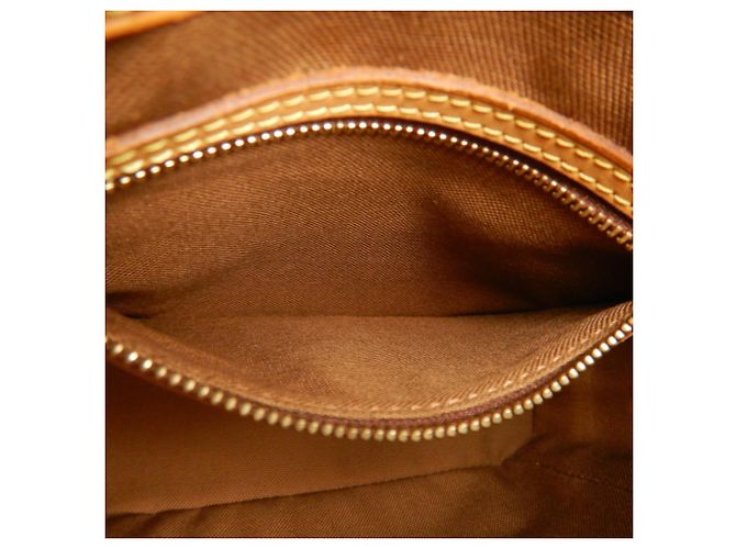 Bolsa Louis Vuitton Monogram Vavin PM Marrom - vista 13
