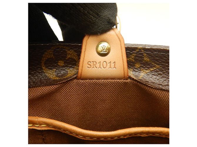 Bolsa Louis Vuitton Monogram Vavin PM Marrom - vista 16