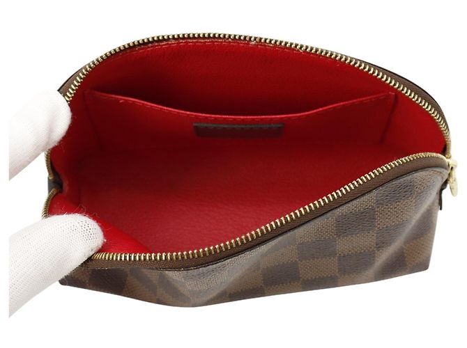 Louis Vuitton Damier Ebene Pochette Tic Roja - vista 4