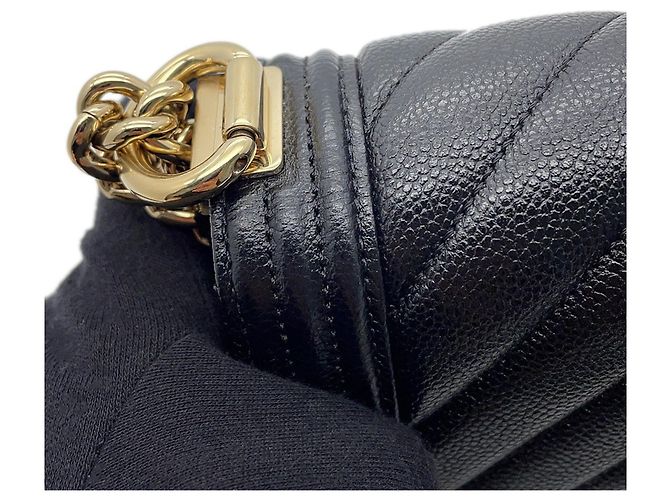 Borsa Chanel Boy Chevron in pelle caviar Nero - vista 9