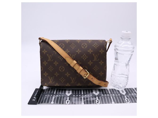 Borsa a tracolla Louis Vuitton Monogram Musette Tango Marrone Beige - vista 3