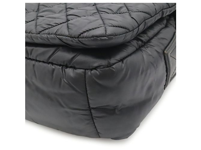 Chanel Coco Cocoon Matelassé kleine Schultertasche Schwarz - Ansicht 4
