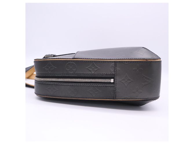 Sac à main Louis Vuitton Monogram Matte Malden Marron - vue 5