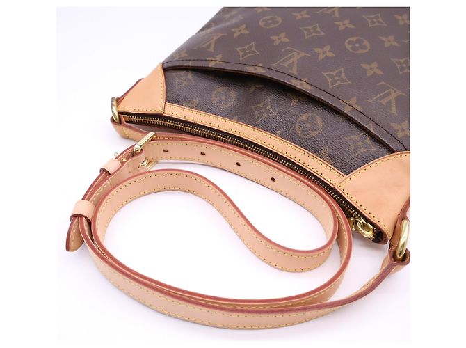 Borsa a tracolla Louis Vuitton Monogram Odeon PM Marrone Beige - vista 9